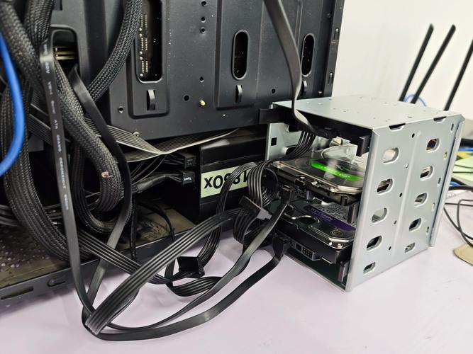 海盜船RM650x/RM750x/RM850x電源模組線全解析 大4D、顯卡8P、硬盤SATA供電線指南